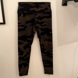 Pink camo leggings